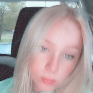 Meet your Posher, Annabella